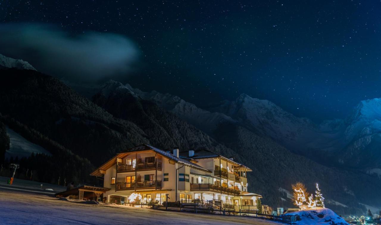 Berghotel Johanneshof Anterselva di Mezzo Eksteriør billede