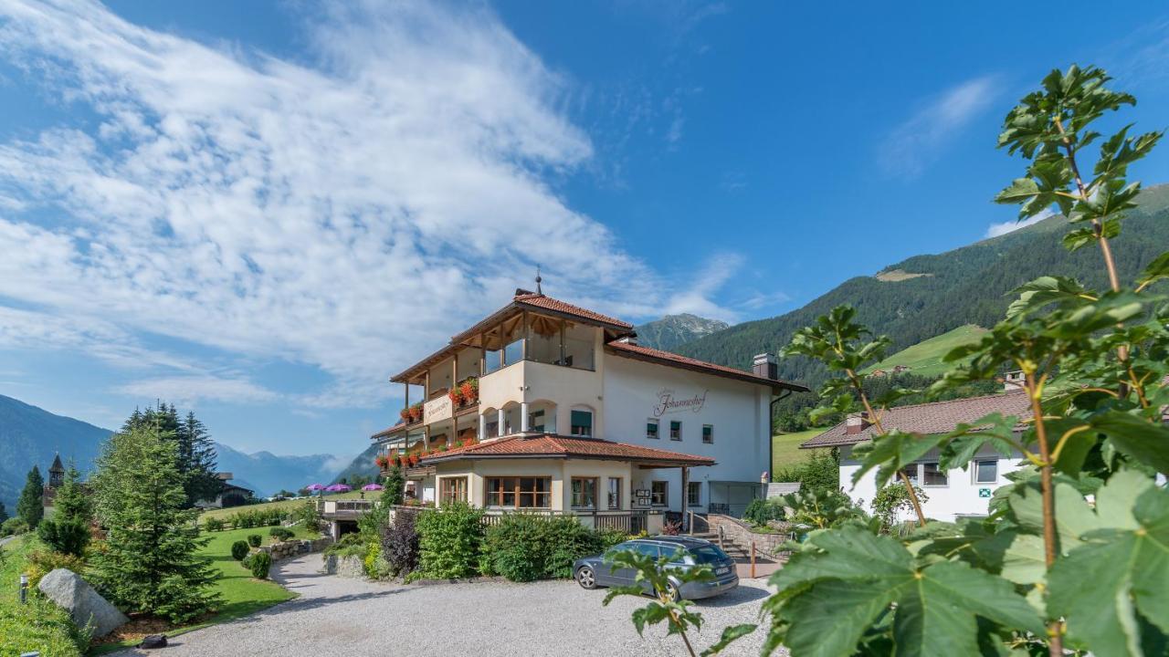 Berghotel Johanneshof Anterselva di Mezzo Eksteriør billede